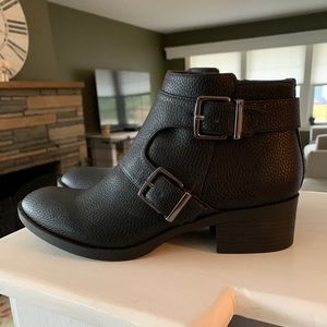 Kenneth Cole Black Booties